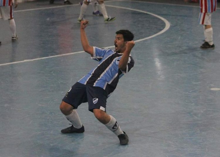 Banco venció a Echesortu “B” y sigue en lo más alto de la tabla