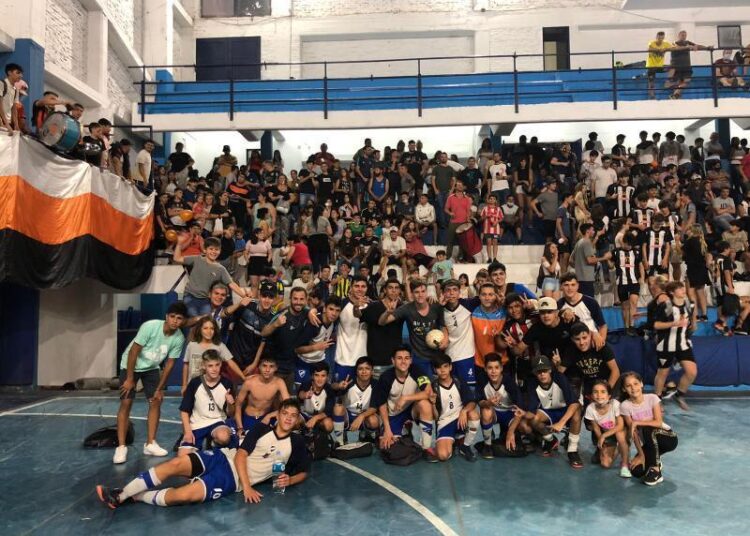 Grito de campeón: Sagrado se coronó en 4ta y Unión Central lo hizo en 5ta