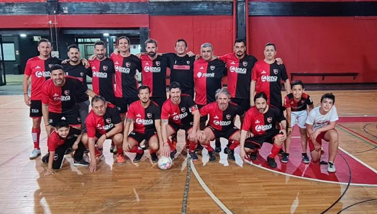 Newell’s sigue sin caer