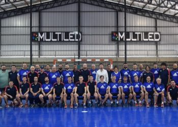Dos técnicos rosarinos, capacitados por FIFA