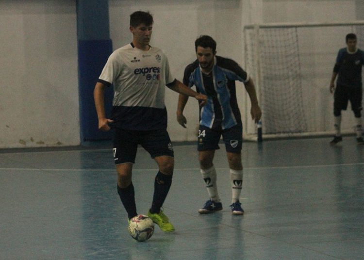 En un vibrante partido, Banco y Remeros repartieron puntos