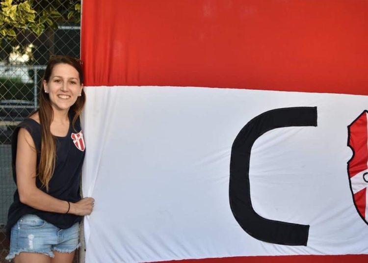 “Ya sea en su club o en otro, que las chicas vayan y se prueben”