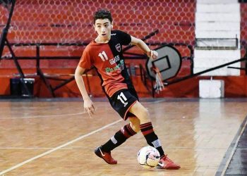 Ignacio Funes: “Soy apasionado, transpiro la camiseta a morir en el partido que me toque”