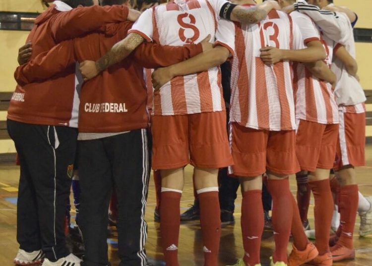 Juan Cabrera: “Queremos que cuando termine el partido, podamos salir con la frente en alto”