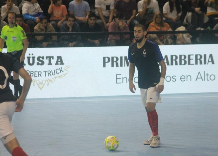Kévin Ramírez: “El ambiente del estadio fue lo mejor de la noche”
