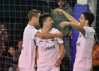 Newell´s venció a Parque y sigue en puestos de ascenso