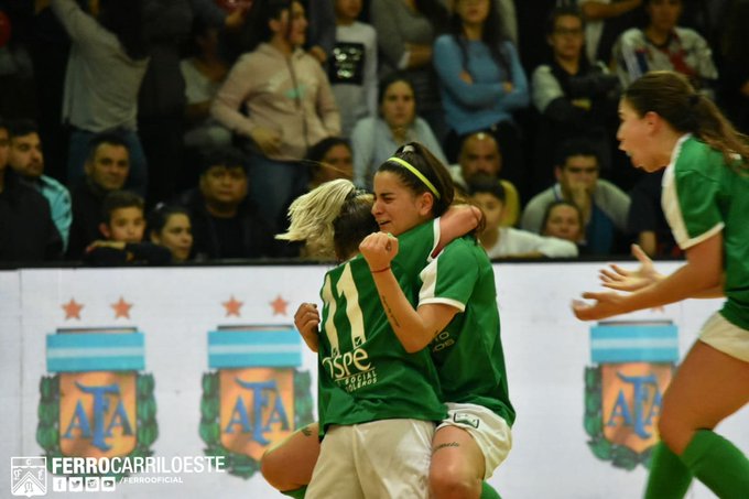 La final de la Copa Argentina femenina se tiñó de verde