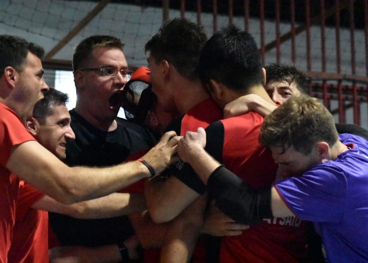 Newell´s igualó ante UNLAM en la semifinal de ida de los play off
