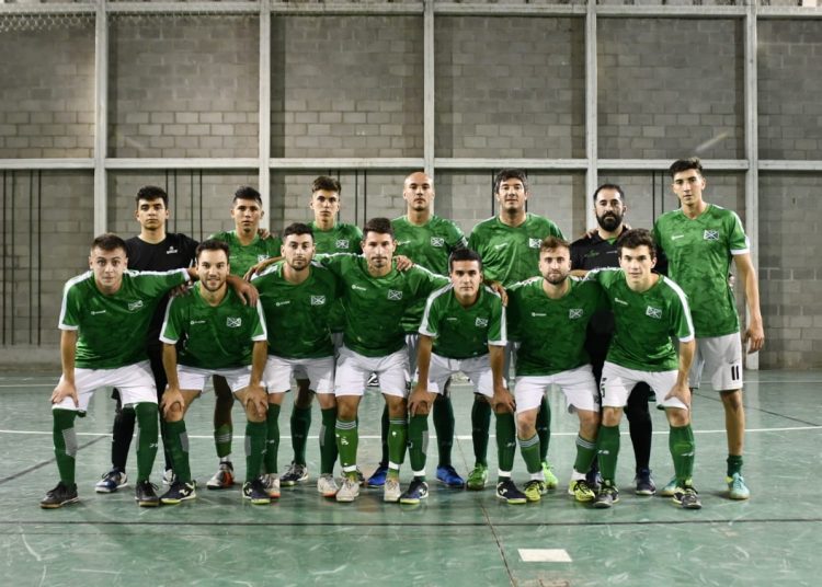Rowing derrotó con claridad a Newell’s y se mantiene en la cima