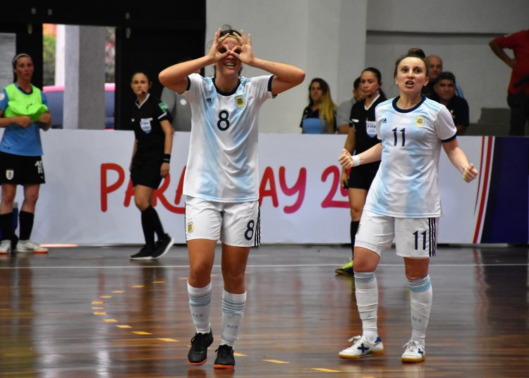 Gran victoria de Argentina frente a Uruguay