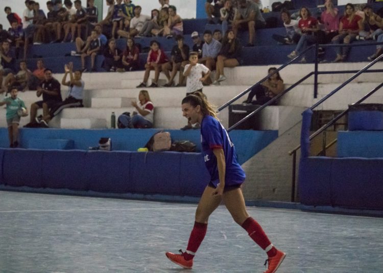 Victoria de Unión Americana y liderazgo en soledad