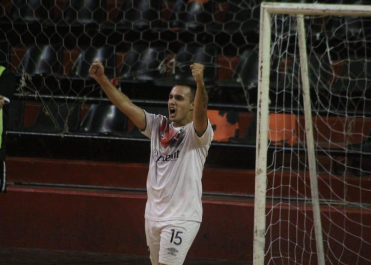 Triunfo leproso ante Horizonte en el Claudio Newell