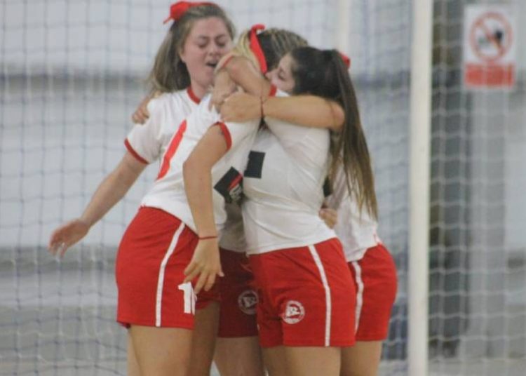 Sobre el final, Provincial le ganó a Usar en el debut del Torneo de Verano