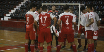 ¿Quiénes conforman los cuerpos técnicos de Echesortu?