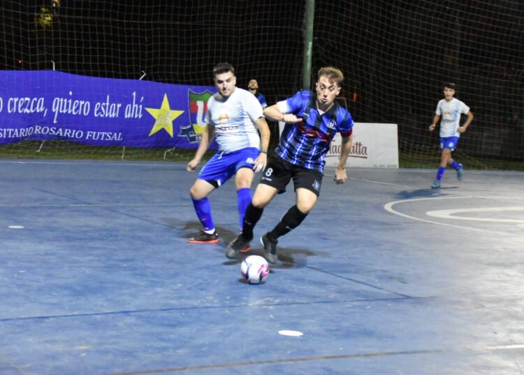 Doble debut y empate entre Universitario y UGR
