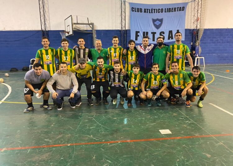 Libertad y Parque Field no se sacaron ventaja