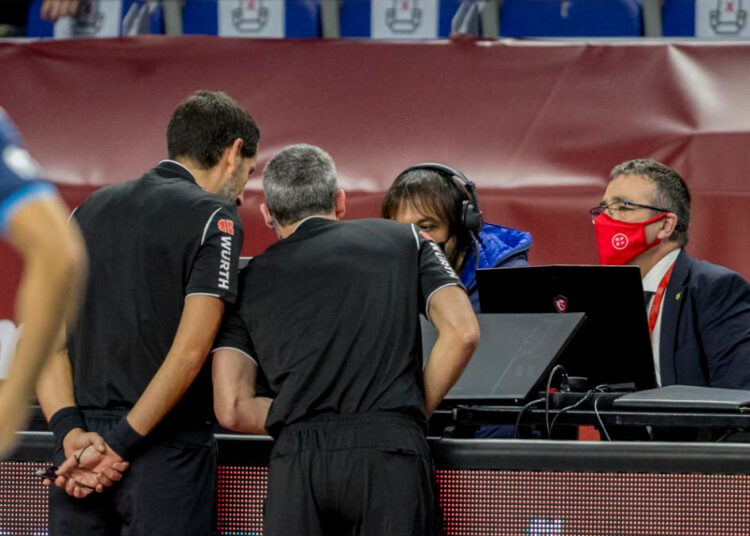 El VAR estará presente en el Mundial de Lituania