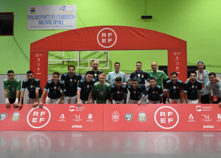 Finalizó el triangular preparatorio de cara al Mundial
