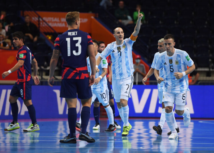 Argentina goleó a Estados Unidos en la primera fecha del Mundial