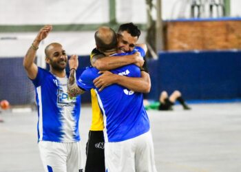 Noche de alegría en Náutico