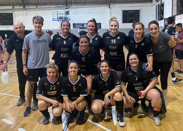 Goleada de Echesortu para seguir como líder del torneo
