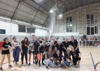 Echesortu gritó campeón y ascendió a la primera división