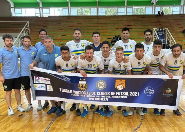 Abultado triunfo de Regatas ante San Roque