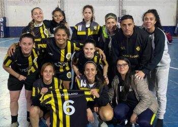 Suderland volvió a ganar y se afirma como líder del torneo