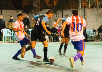En un encuentro lleno de goles, Sportivo Rosario se llevó la victoria sobre Teléfonos