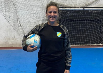 Rocío Galarza, la nueva entrenadora de Regatas: “La idea es transmitirles a las chicas el amor por el futsal”