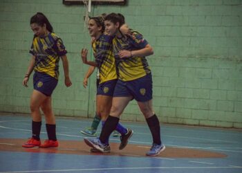 Talleres derrotó a Central Córdoba y quedó como escolta