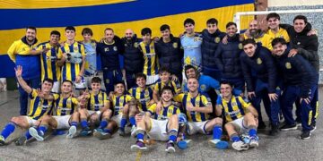Regatas, Central y Rowing avanzaron de ronda