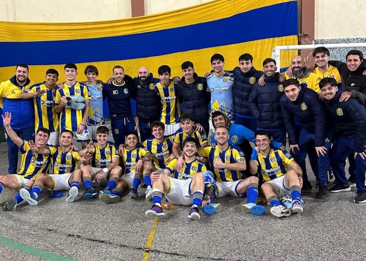Regatas, Central y Rowing avanzaron de ronda